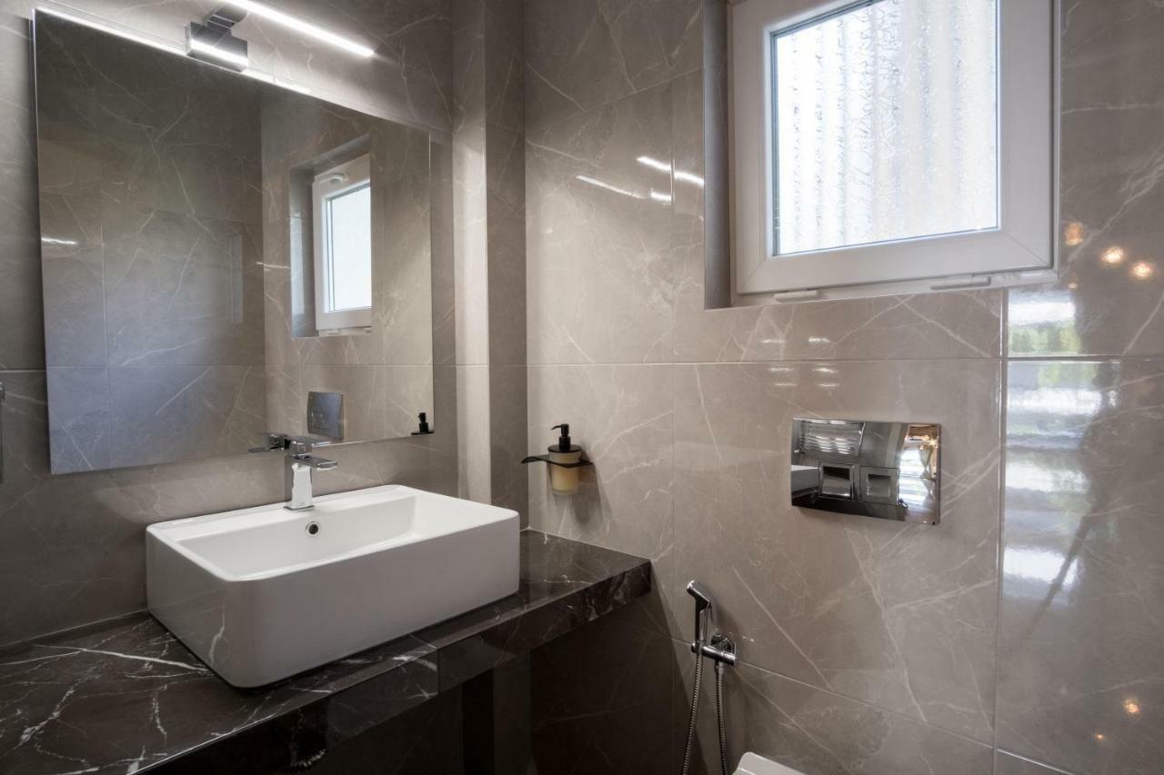 Comfy Apartment Of 104 M² Near Metro! Atenas Exterior foto
